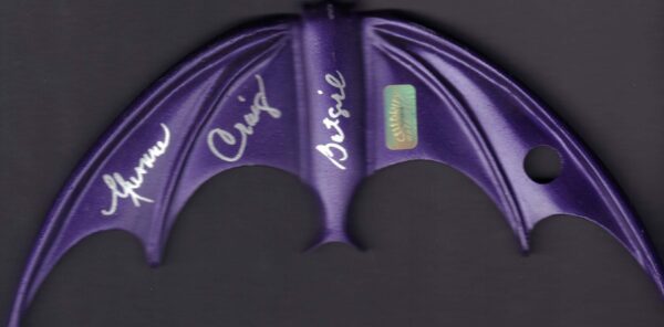 Batgirl Batarang
